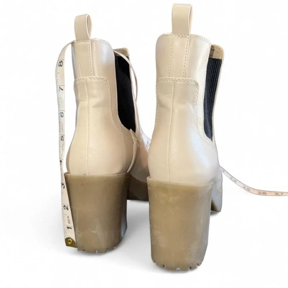 CREAM ANKLE BOOTS CHUNKY‎ RUBBER HEELS LADIES 7.5 BY CHINESE LAUNDRY
